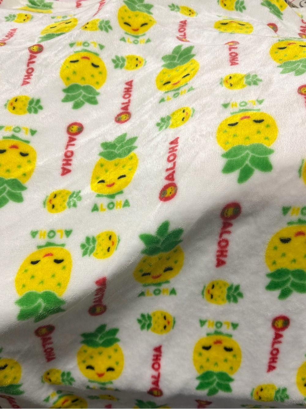 Kids Pineapple Aloha Blanket - White & Yellow